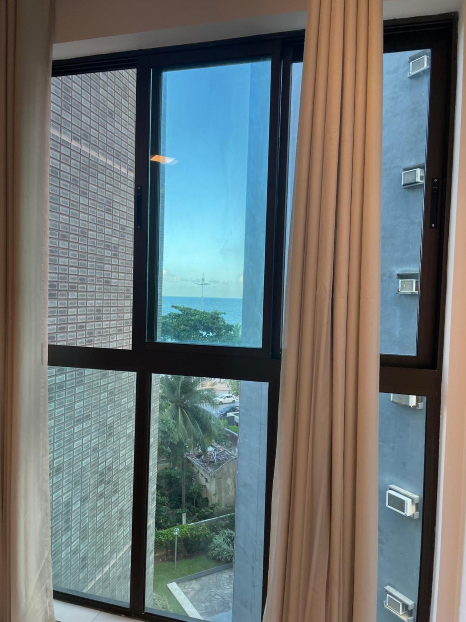 Flat A 100 Metros Da Praia - Bairro De Boa Viagem Ресіфі Екстер'єр фото
